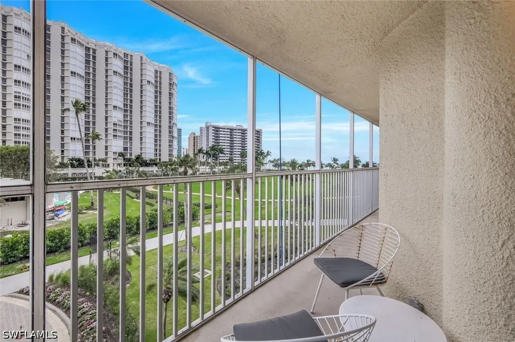 4041 Gulf Shore Boulevard N Naples FL 34103