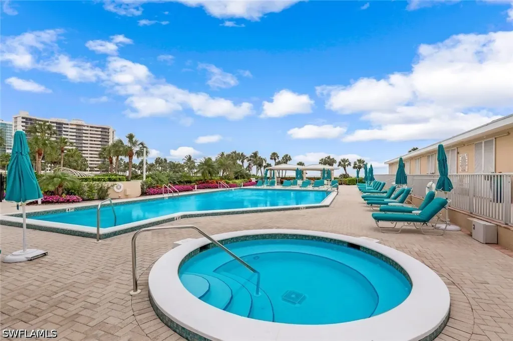 4041 Gulf Shore Boulevard N Naples FL 34103