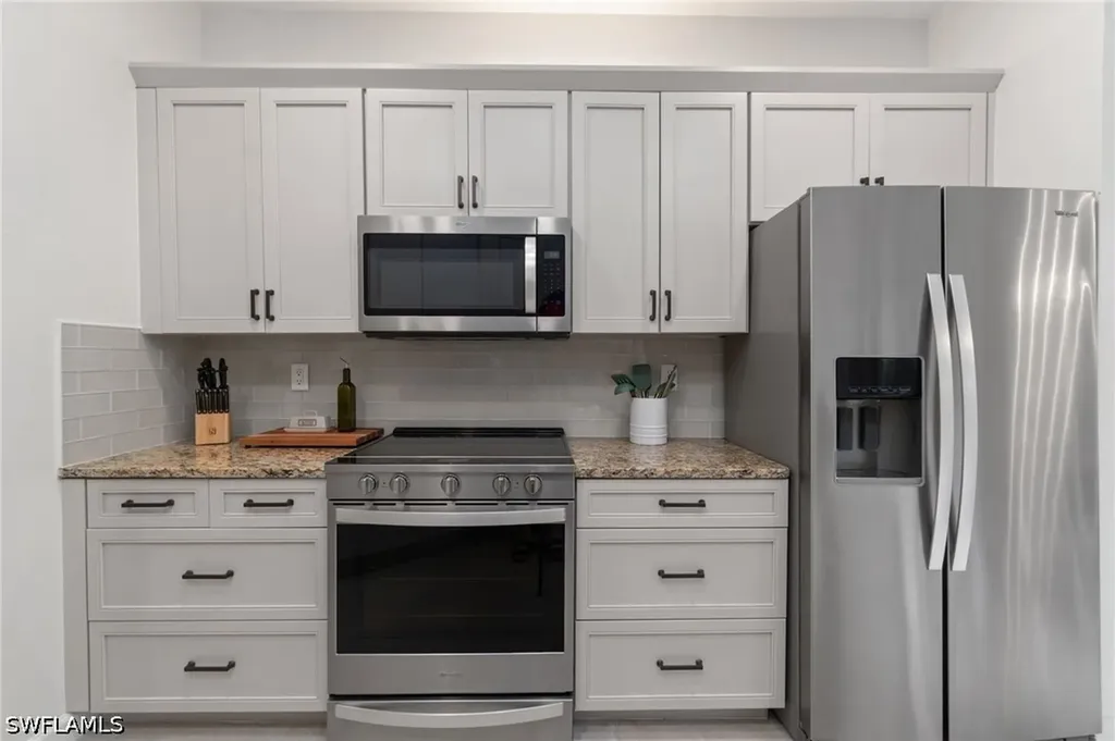 28141 Hiram Street Bonita Springs FL 34135