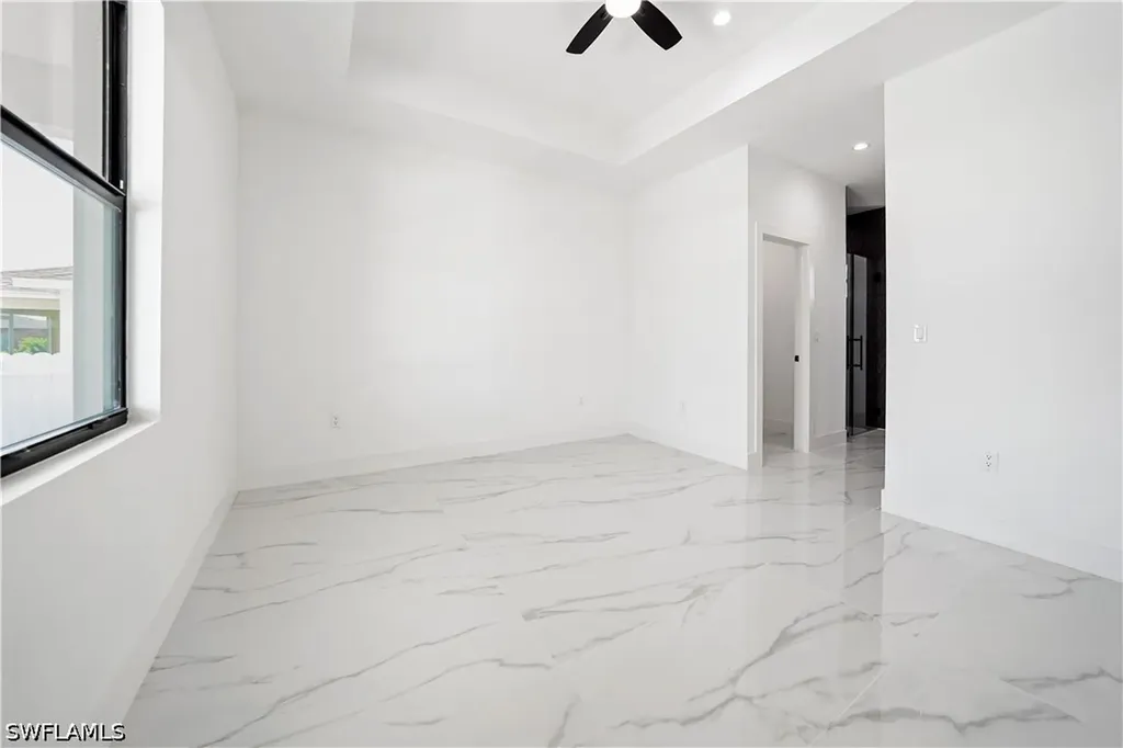 2511 NW 7th Street Cape Coral FL 33993