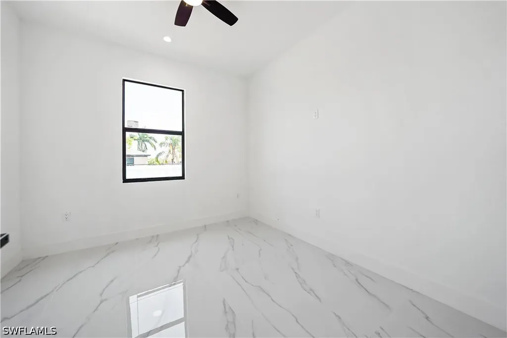 2511 NW 7th Street Cape Coral FL 33993