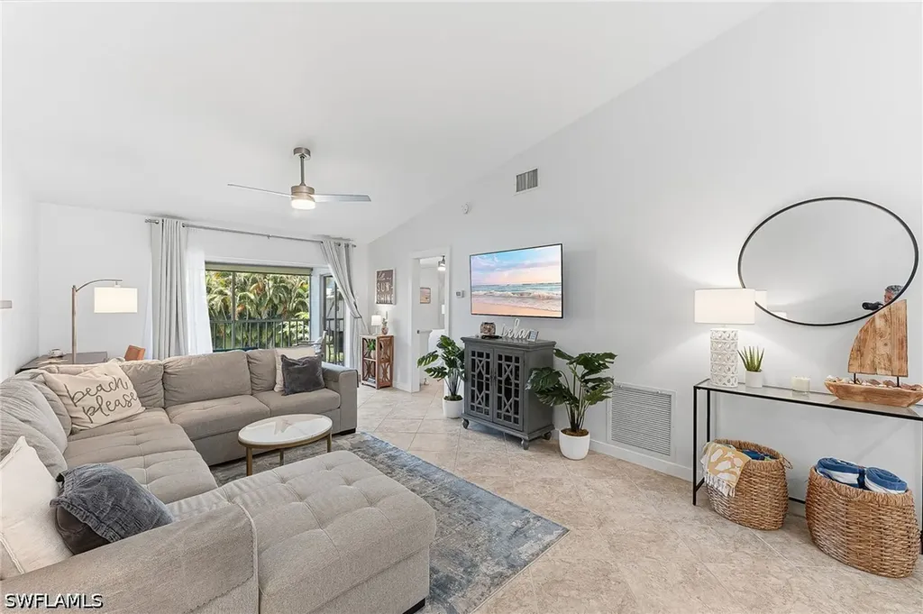 887 Gulf Pavilion Drive Naples FL 34108
