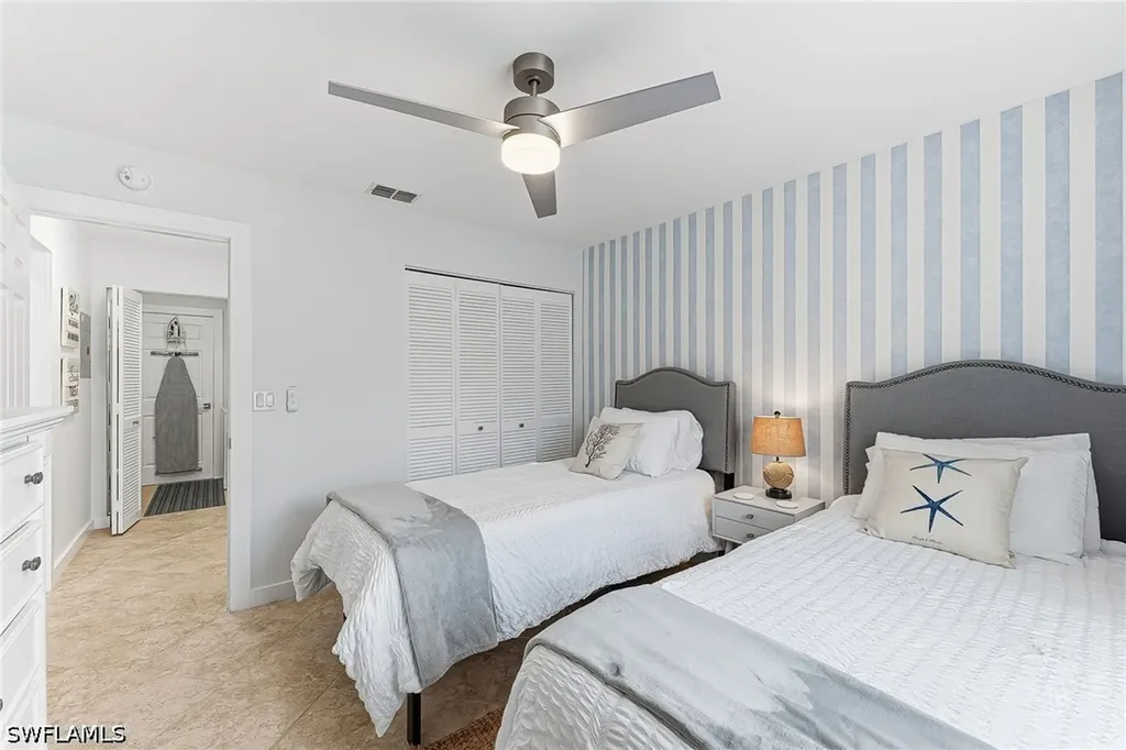 887 Gulf Pavilion Drive Naples FL 34108