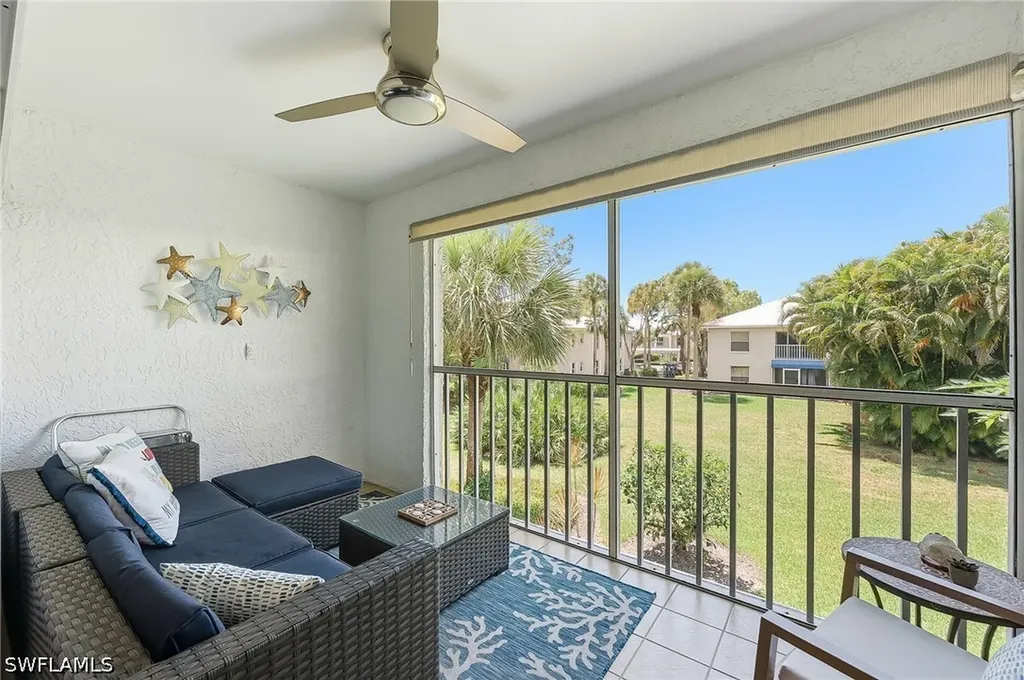 887 Gulf Pavilion Drive Naples FL 34108