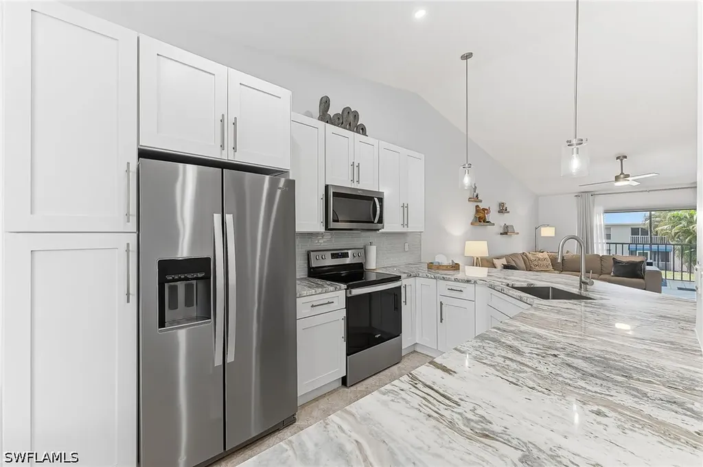 887 Gulf Pavilion Drive Naples FL 34108