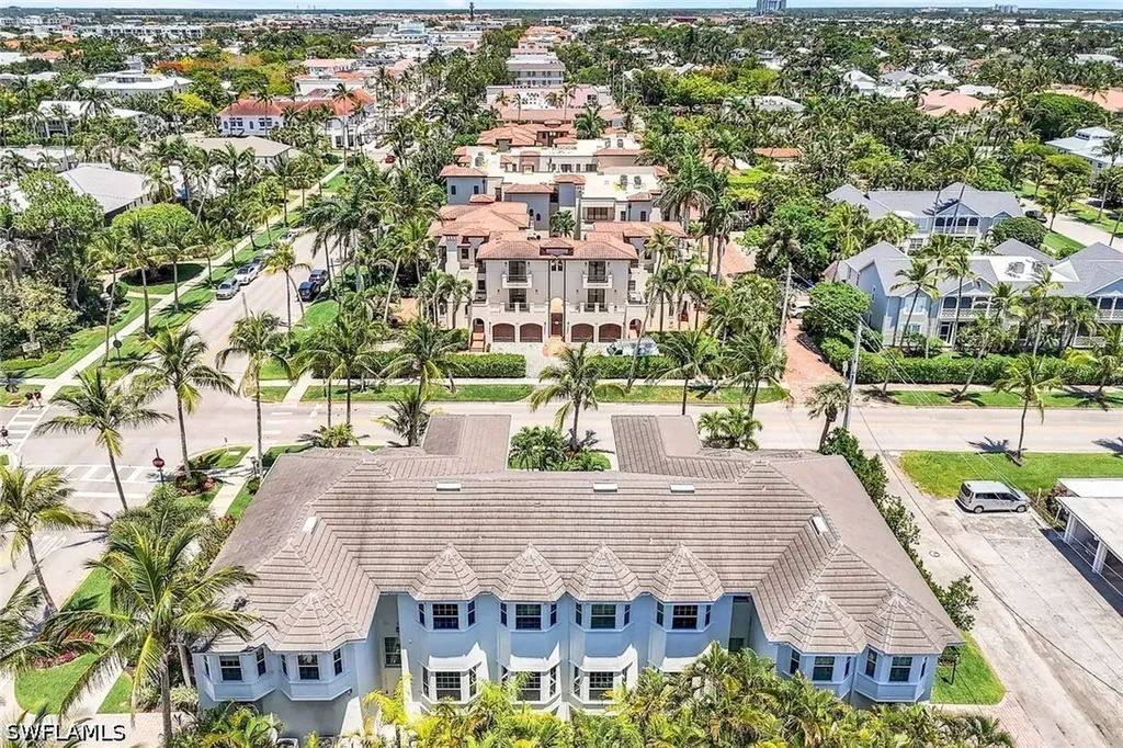 510 2nd Street S Naples FL 34102