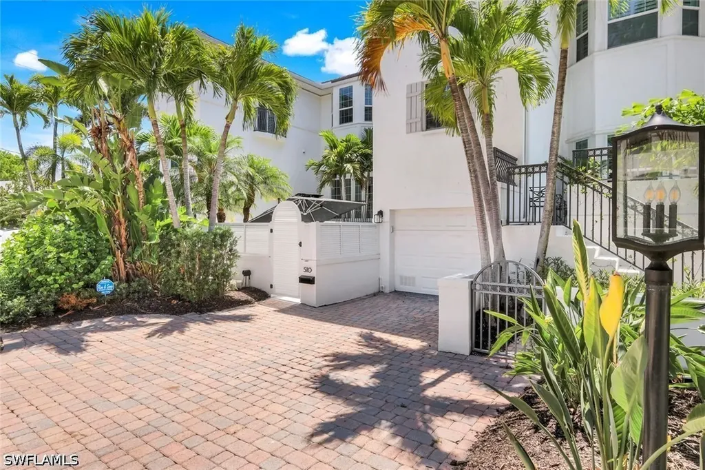 510 2nd Street S Naples FL 34102