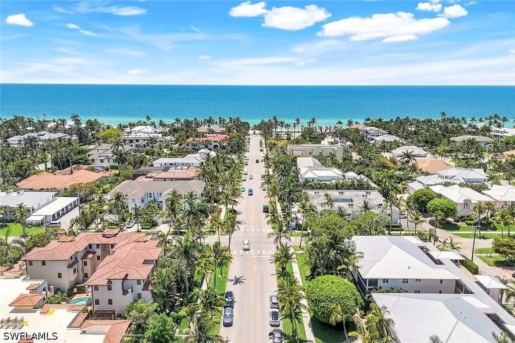 510 2nd Street S Naples FL 34102