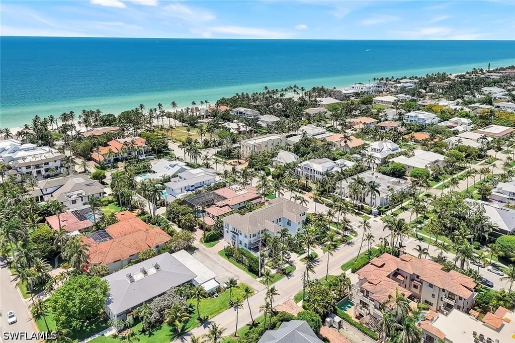 510 2nd Street S Naples FL 34102