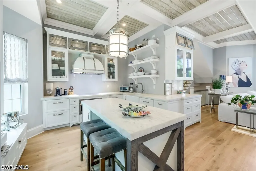 510 2nd Street S Naples FL 34102