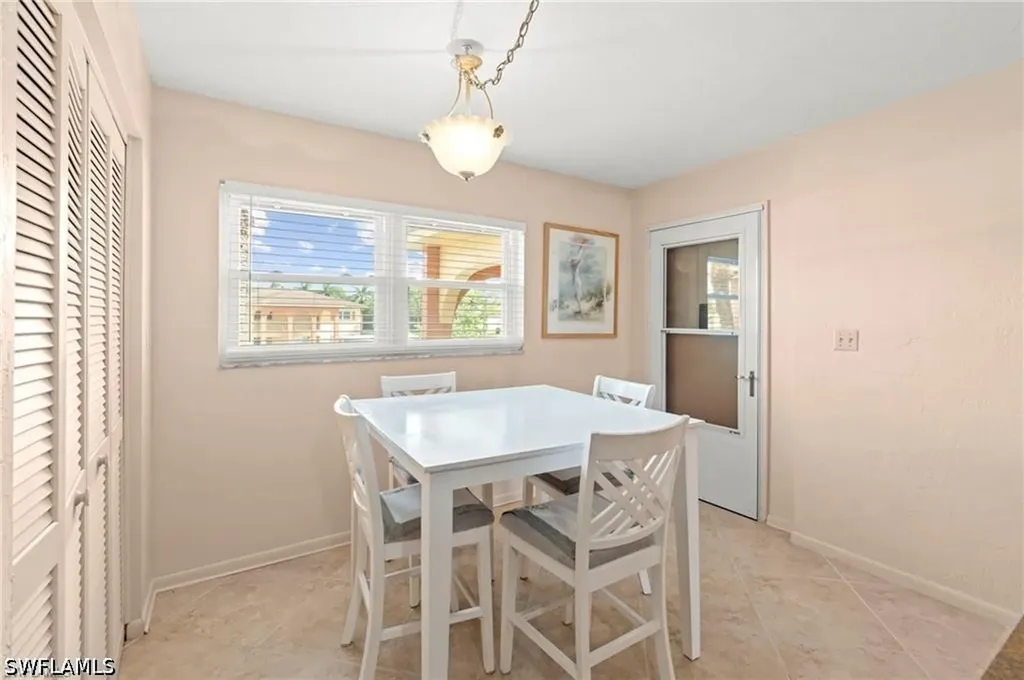 372 Charlemagne Boulevard Naples FL 34112