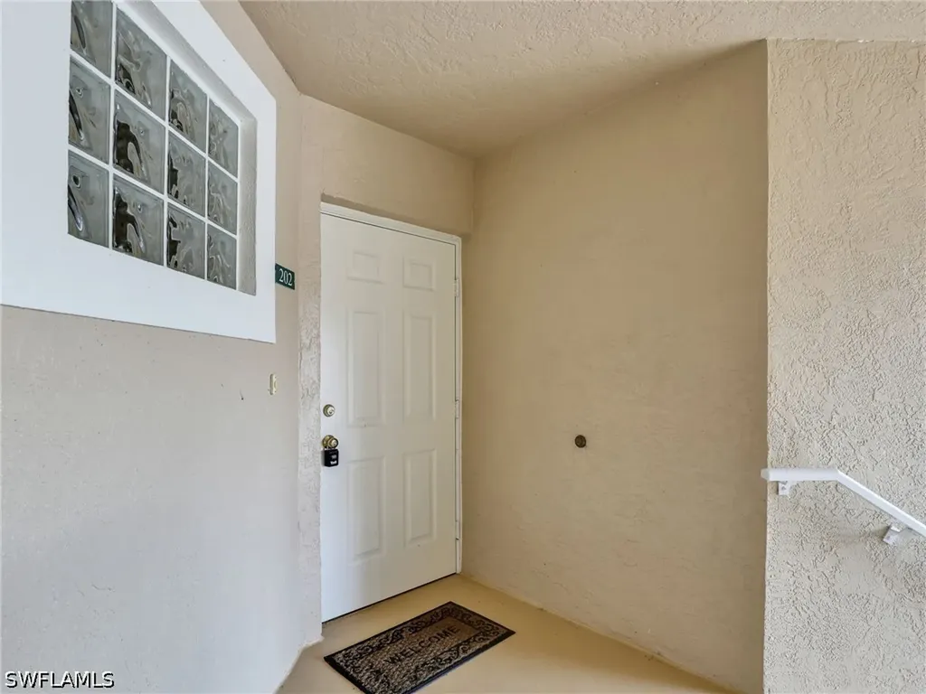 2408 Millcreek Lane Naples FL 34119