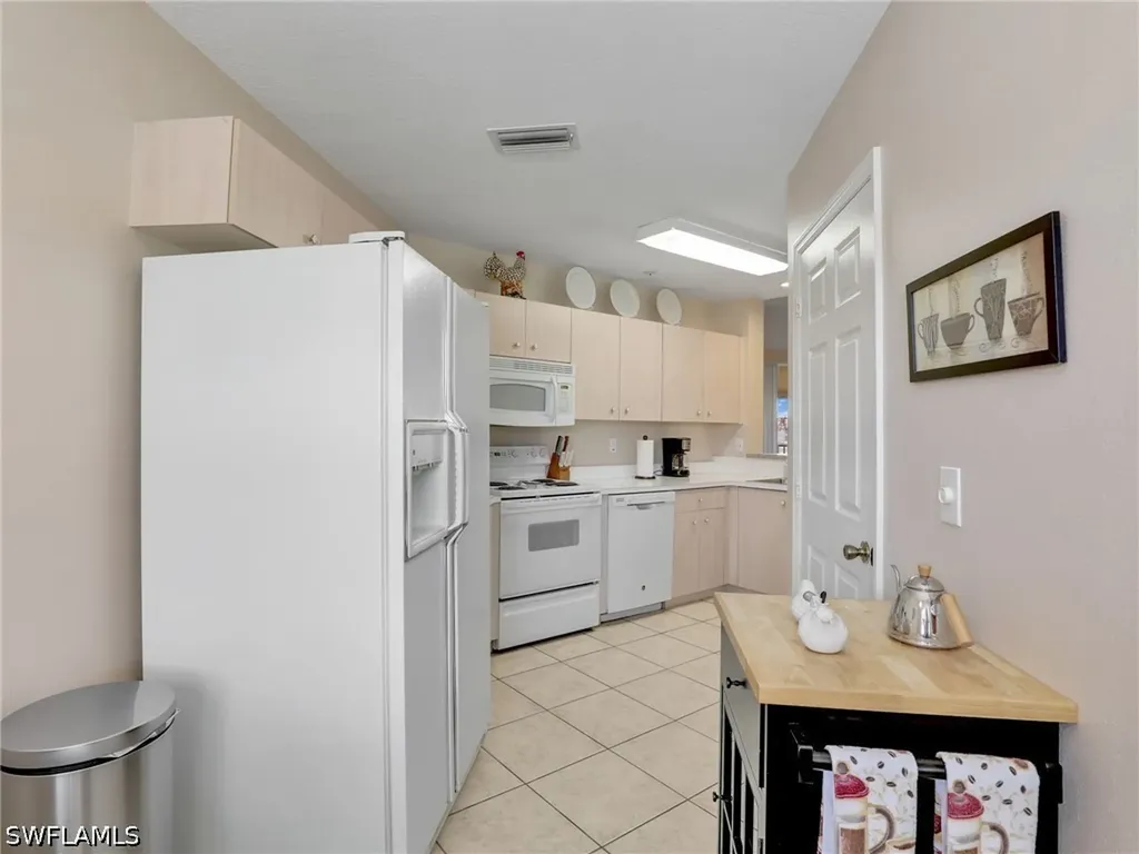 2408 Millcreek Lane Naples FL 34119