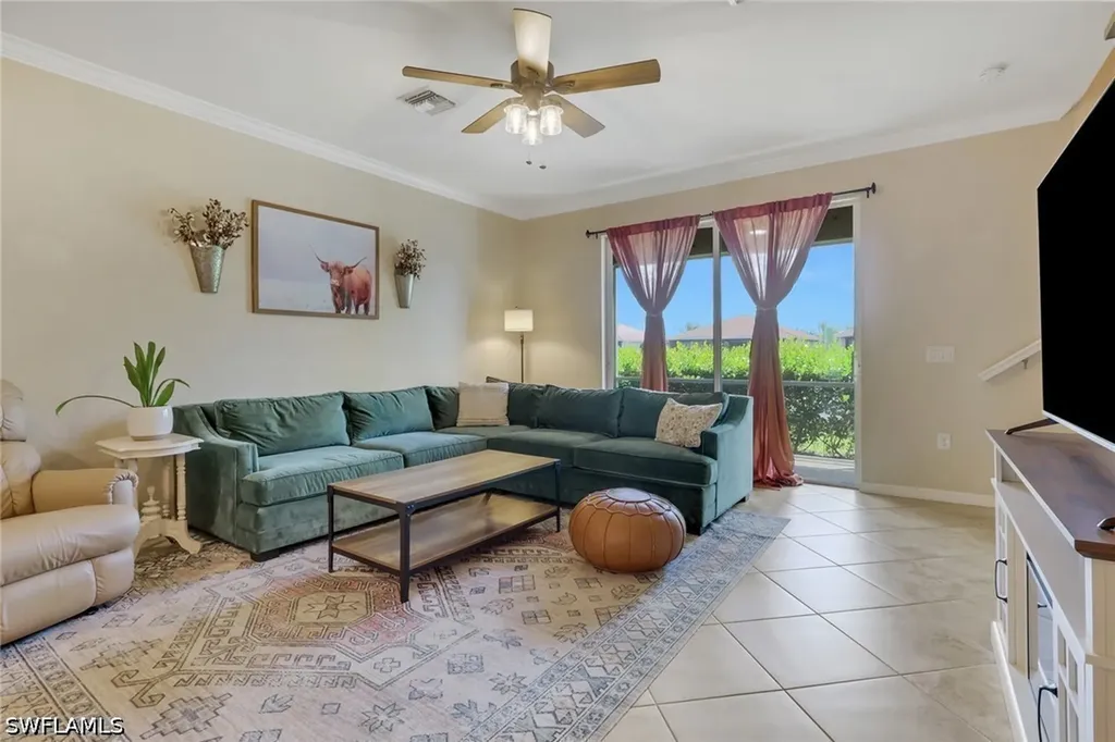 2704 Blossom Way Naples FL 34120