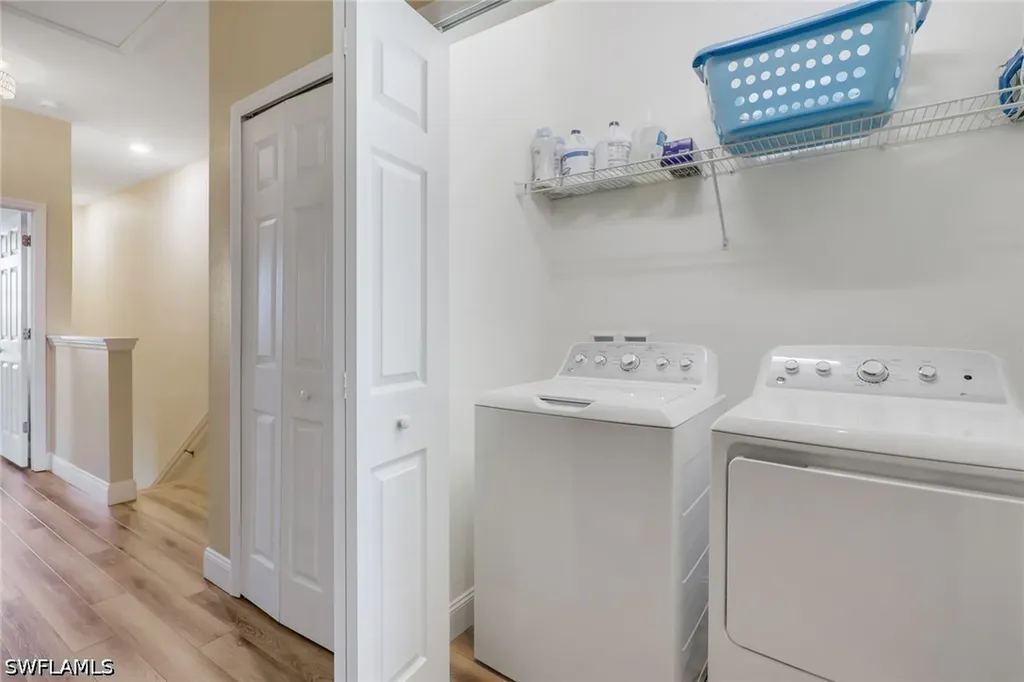 2704 Blossom Way Naples FL 34120