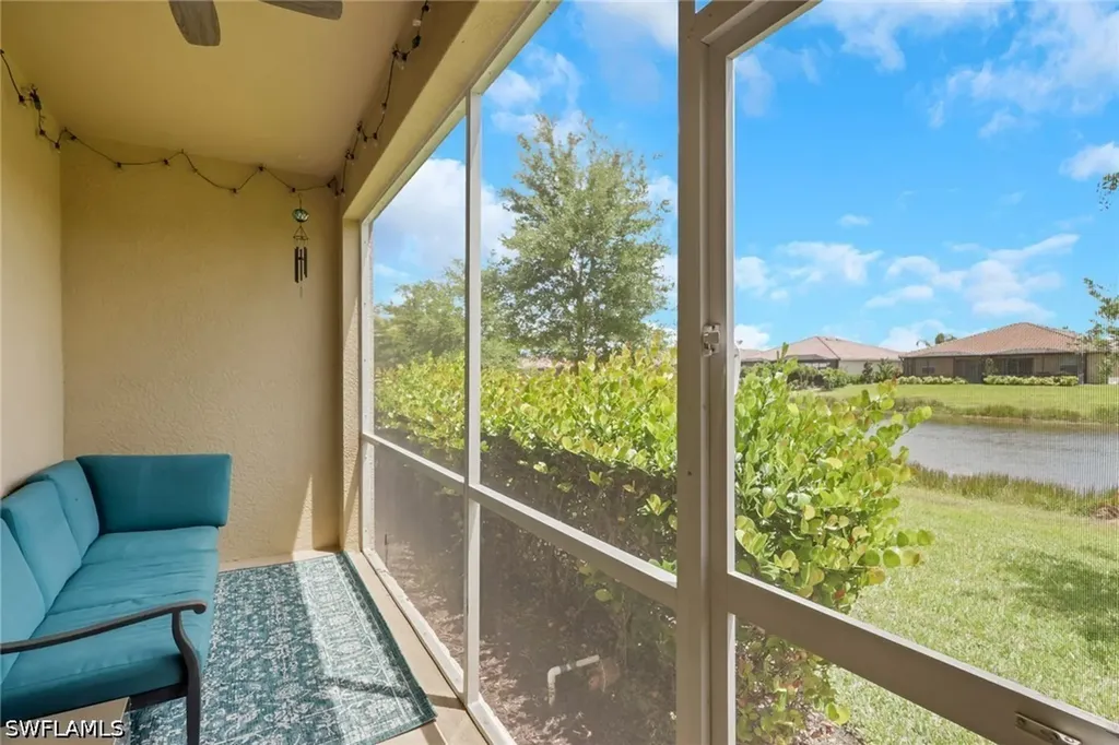 2704 Blossom Way Naples FL 34120