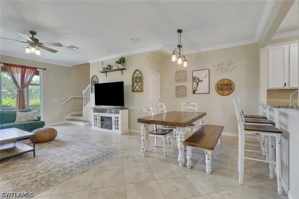 2704 Blossom Way Naples FL 34120
