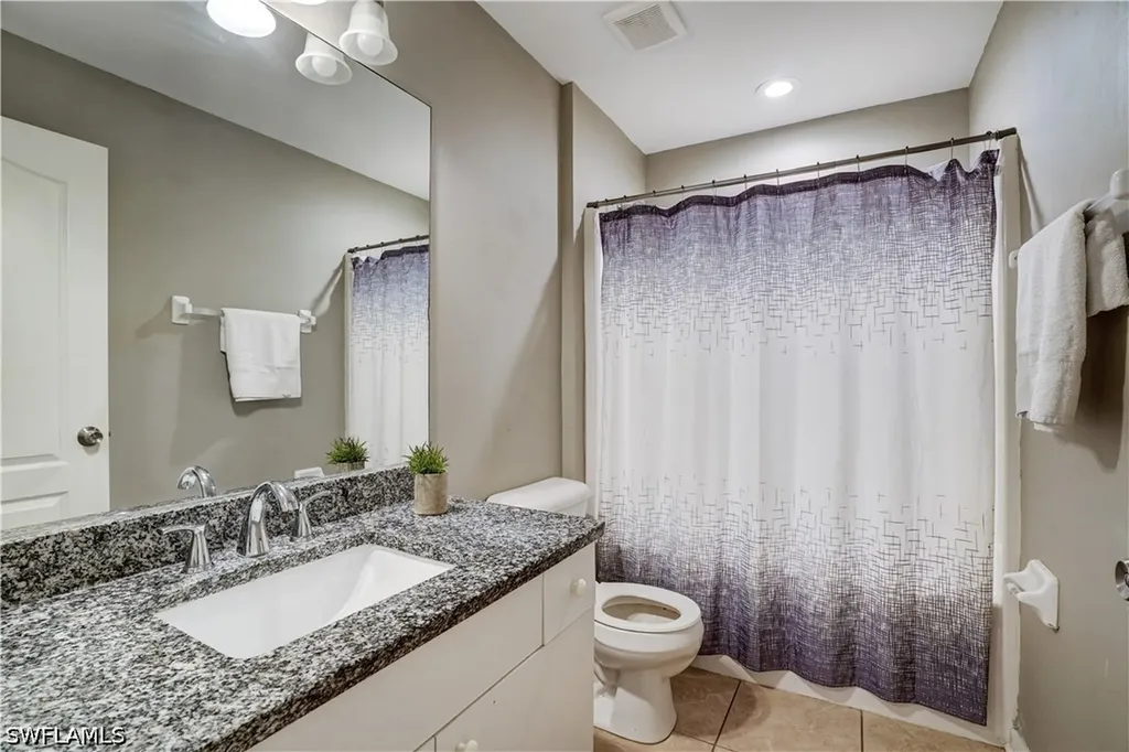 1427 NE Juanita Place Cape Coral FL 33909