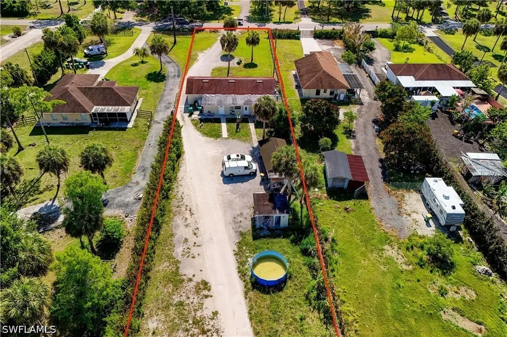 1427 NE Juanita Place Cape Coral FL 33909