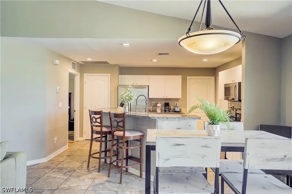 1427 NE Juanita Place Cape Coral FL 33909