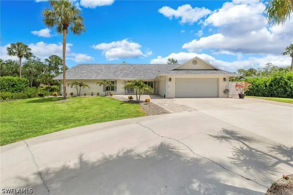 3631 1st Avenue NW Naples FL 34120