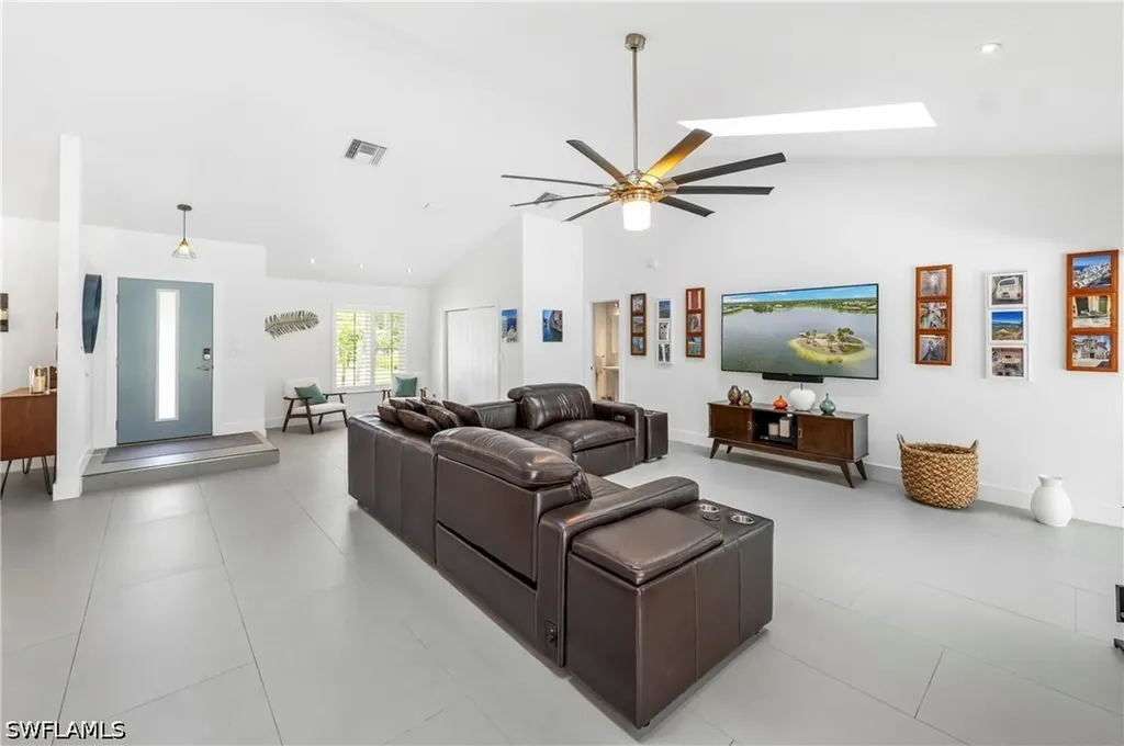 3631 1st Avenue NW Naples FL 34120