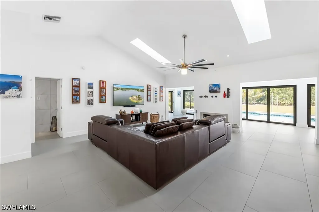 3631 1st Avenue NW Naples FL 34120