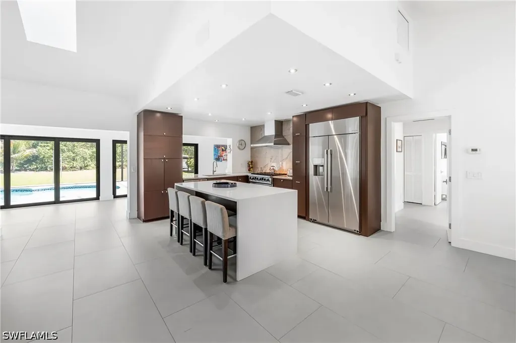 3631 1st Avenue NW Naples FL 34120