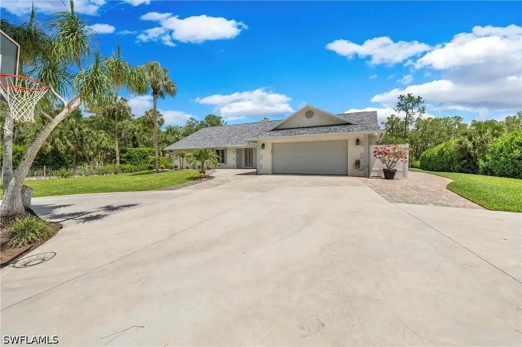 3631 1st Avenue NW Naples FL 34120