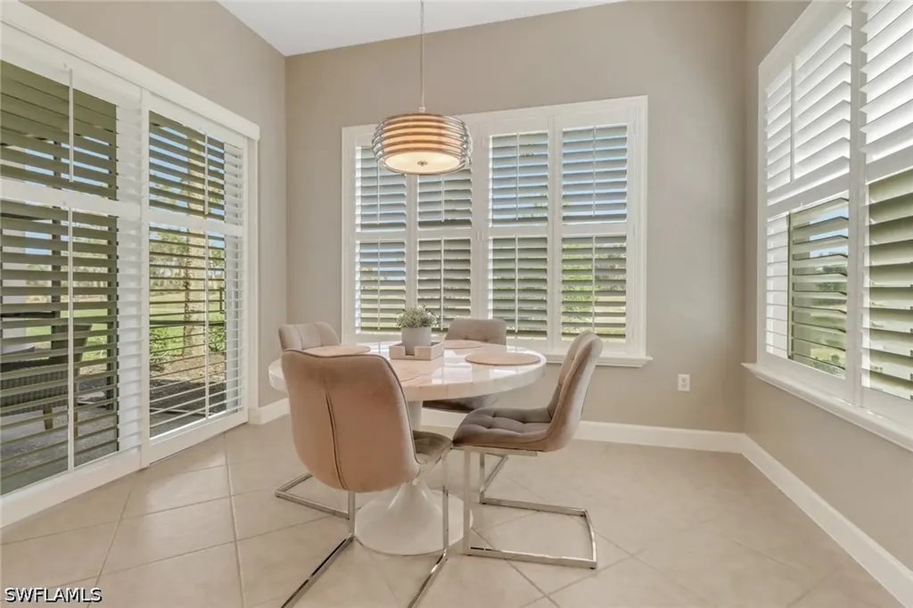 9208 Quartz Lane Naples FL 34120