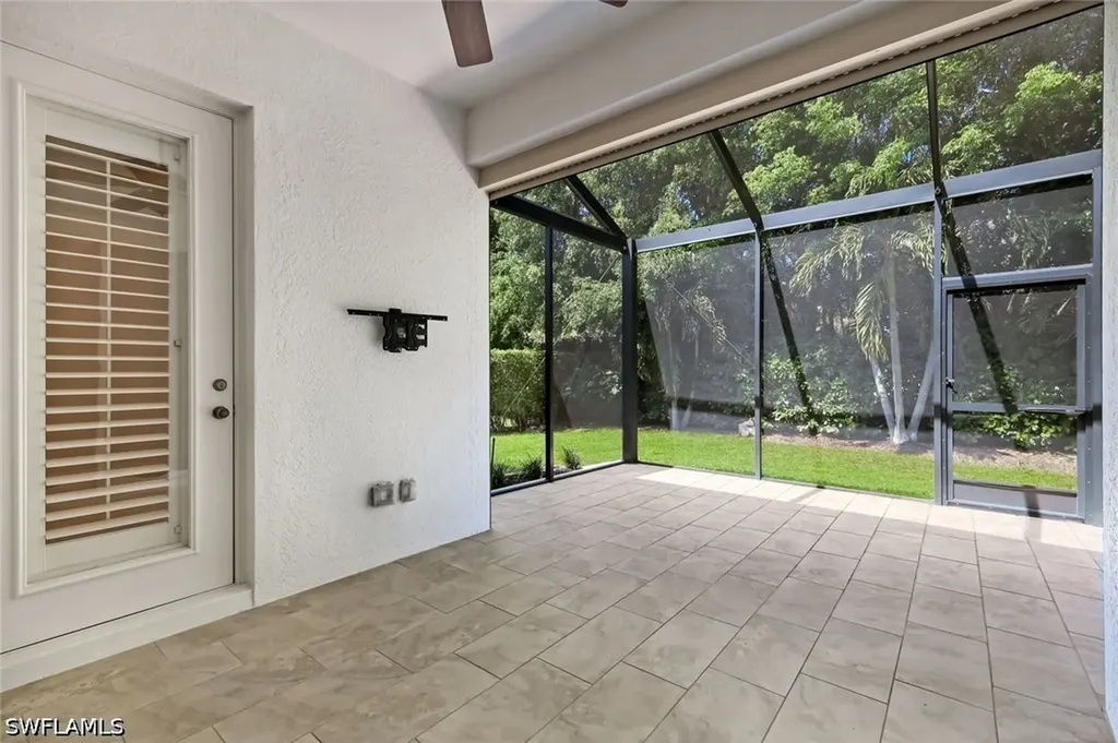 15501 Cadiz Lane Naples FL 34110