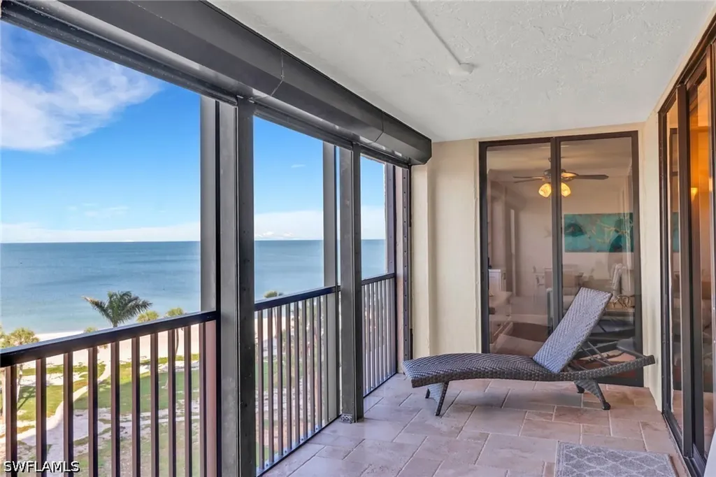 10851 Gulf Shore Drive Naples FL 34108