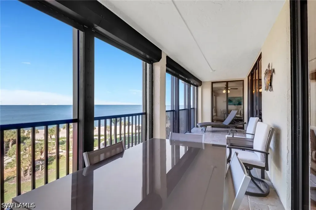 10851 Gulf Shore Drive Naples FL 34108