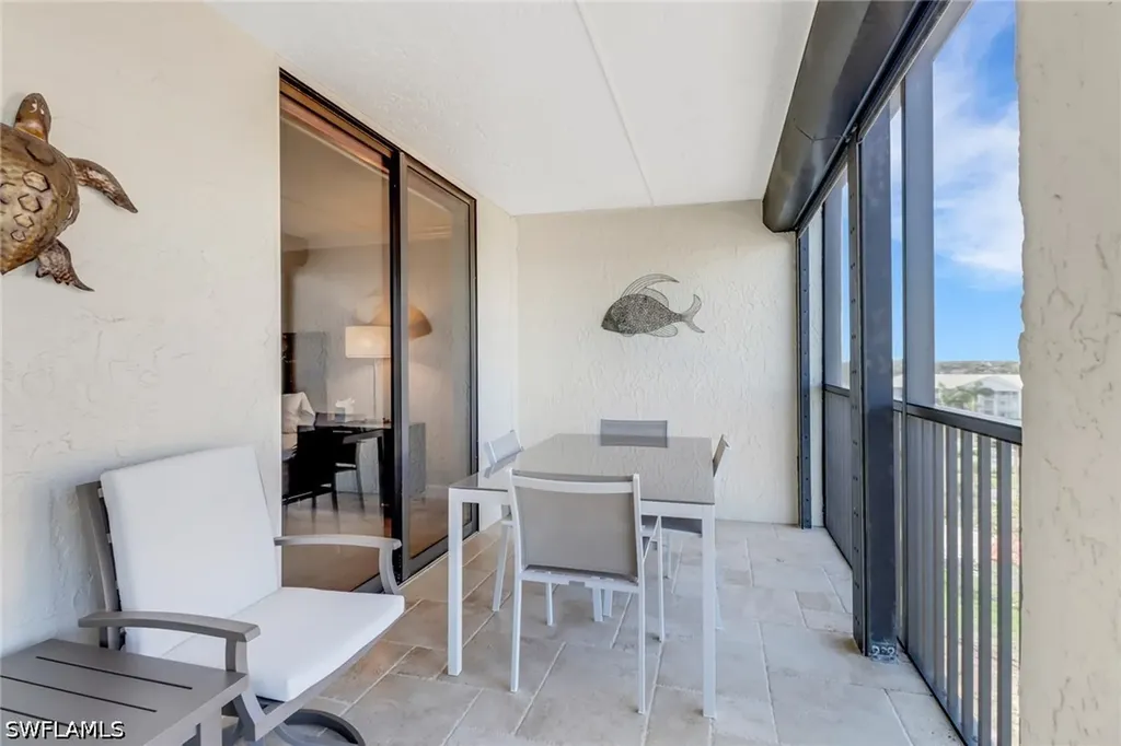 10851 Gulf Shore Drive Naples FL 34108