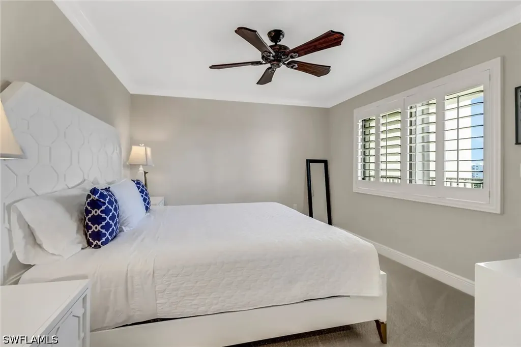 10851 Gulf Shore Drive Naples FL 34108