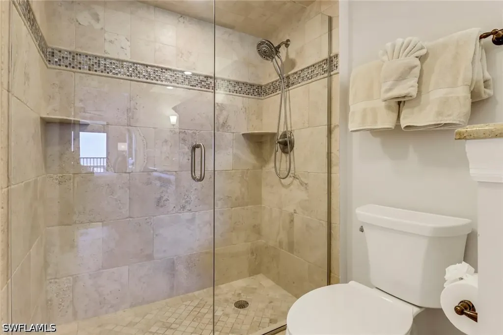 10851 Gulf Shore Drive Naples FL 34108