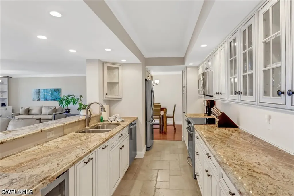 10851 Gulf Shore Drive Naples FL 34108