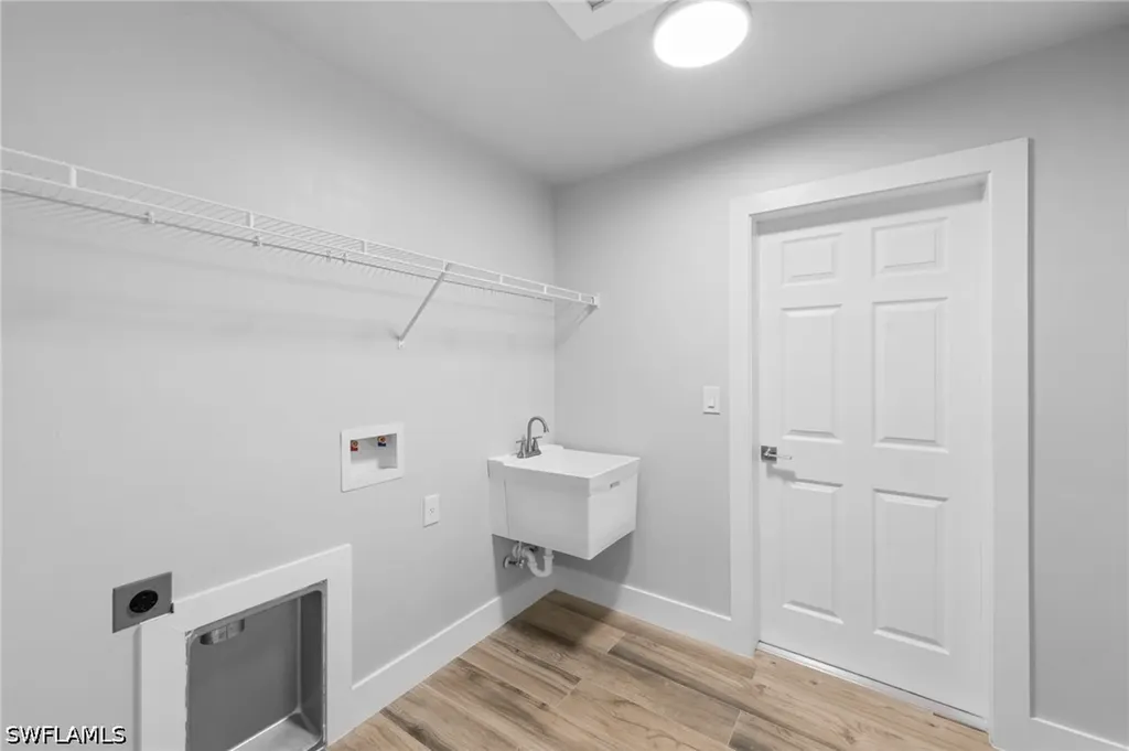 6151 Hershey Avenue Fort Myers FL 33905