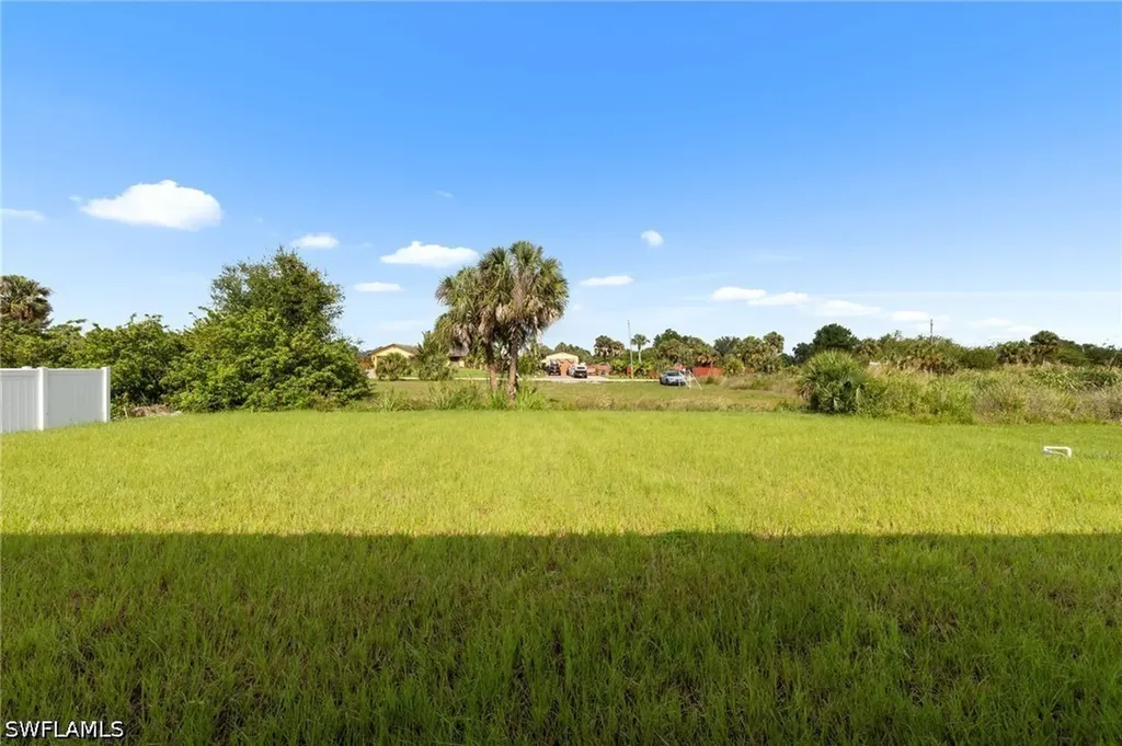 6151 Hershey Avenue Fort Myers FL 33905