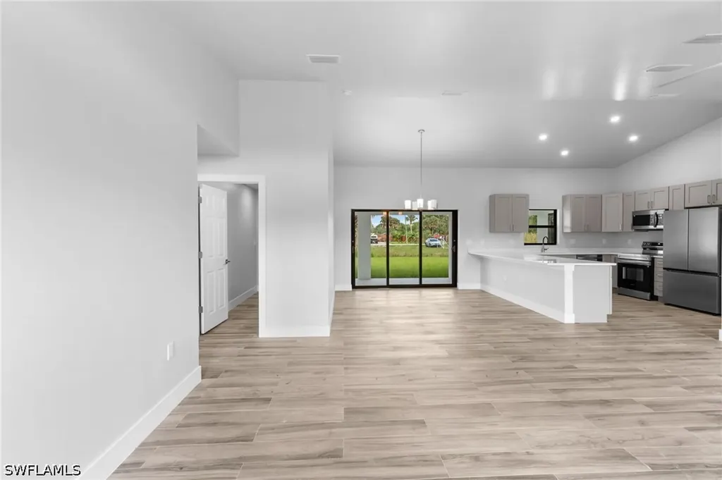 6151 Hershey Avenue Fort Myers FL 33905