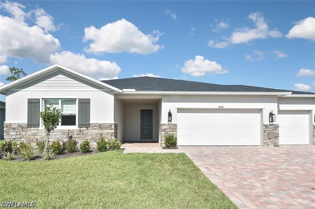 6688 Estero Bay Drive Fort Myers FL 33908