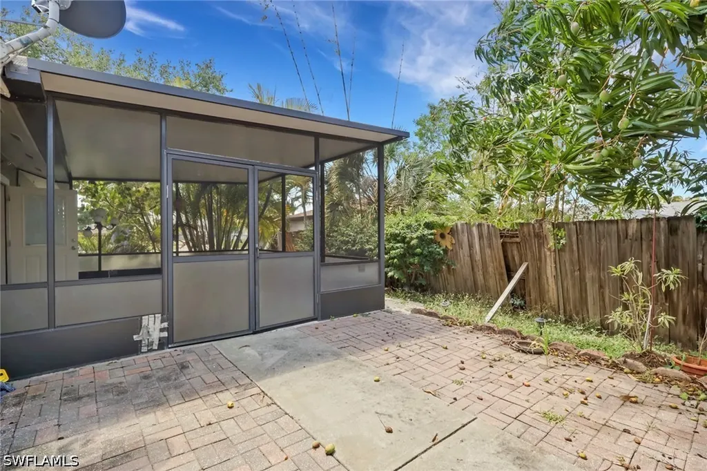 8091 San Carlos Boulevard Fort Myers FL 33967