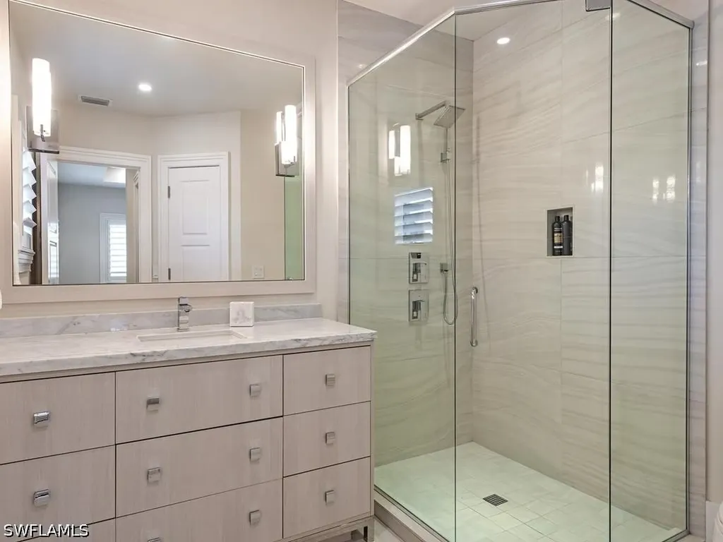 628 21st Avenue S Naples FL 34102