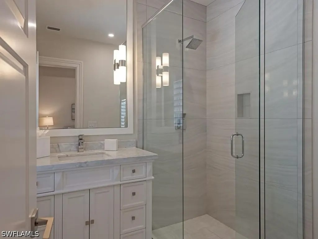 628 21st Avenue S Naples FL 34102