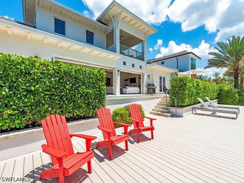 628 21st Avenue S Naples FL 34102