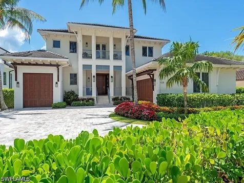 628 21ST Avenue S Naples FL 34102