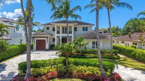 628 21ST Avenue S Naples FL 34102