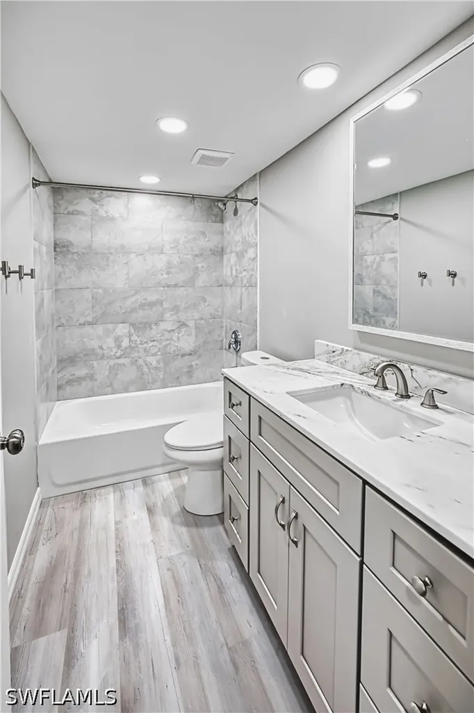 1740 Pine Valley Drive Fort Myers FL 33907