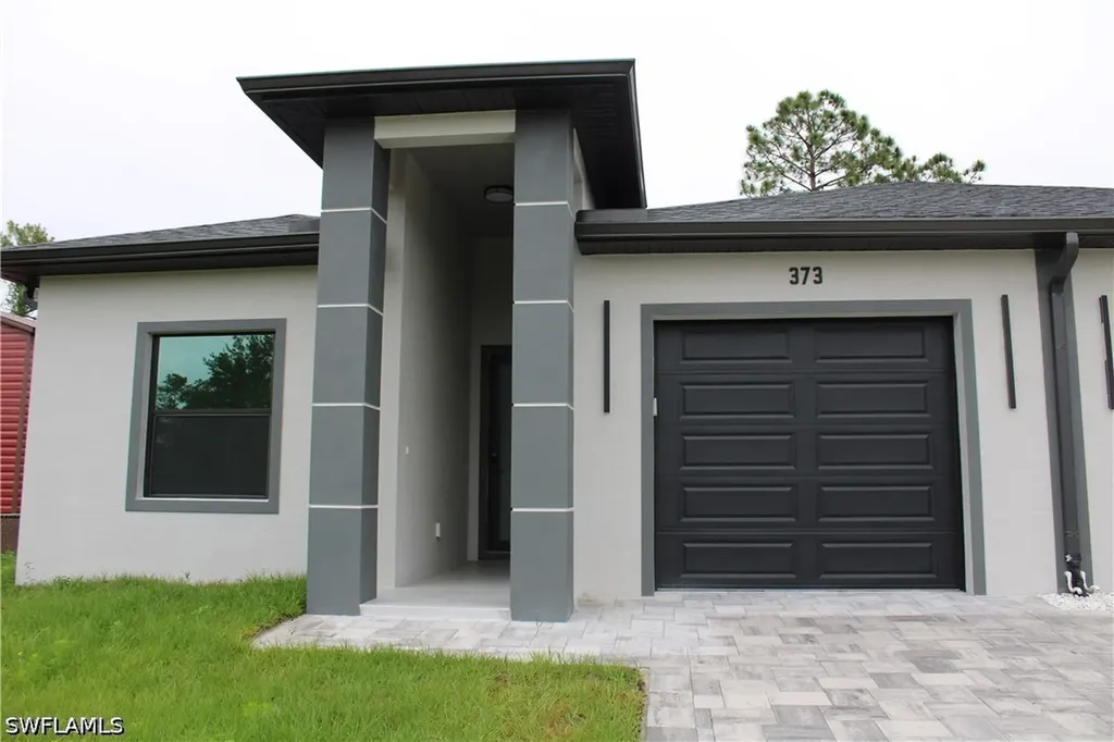 373 Lillon Avenue S Lehigh Acres FL 33974