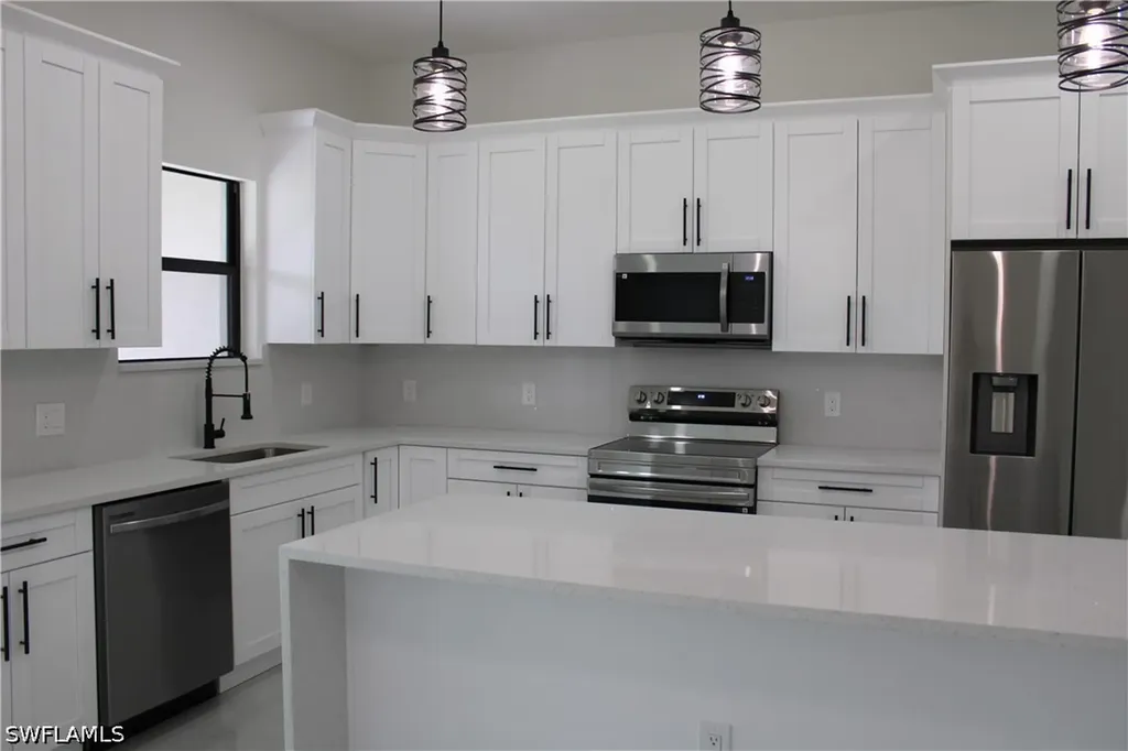 373 Lillon Avenue S Lehigh Acres FL 33974